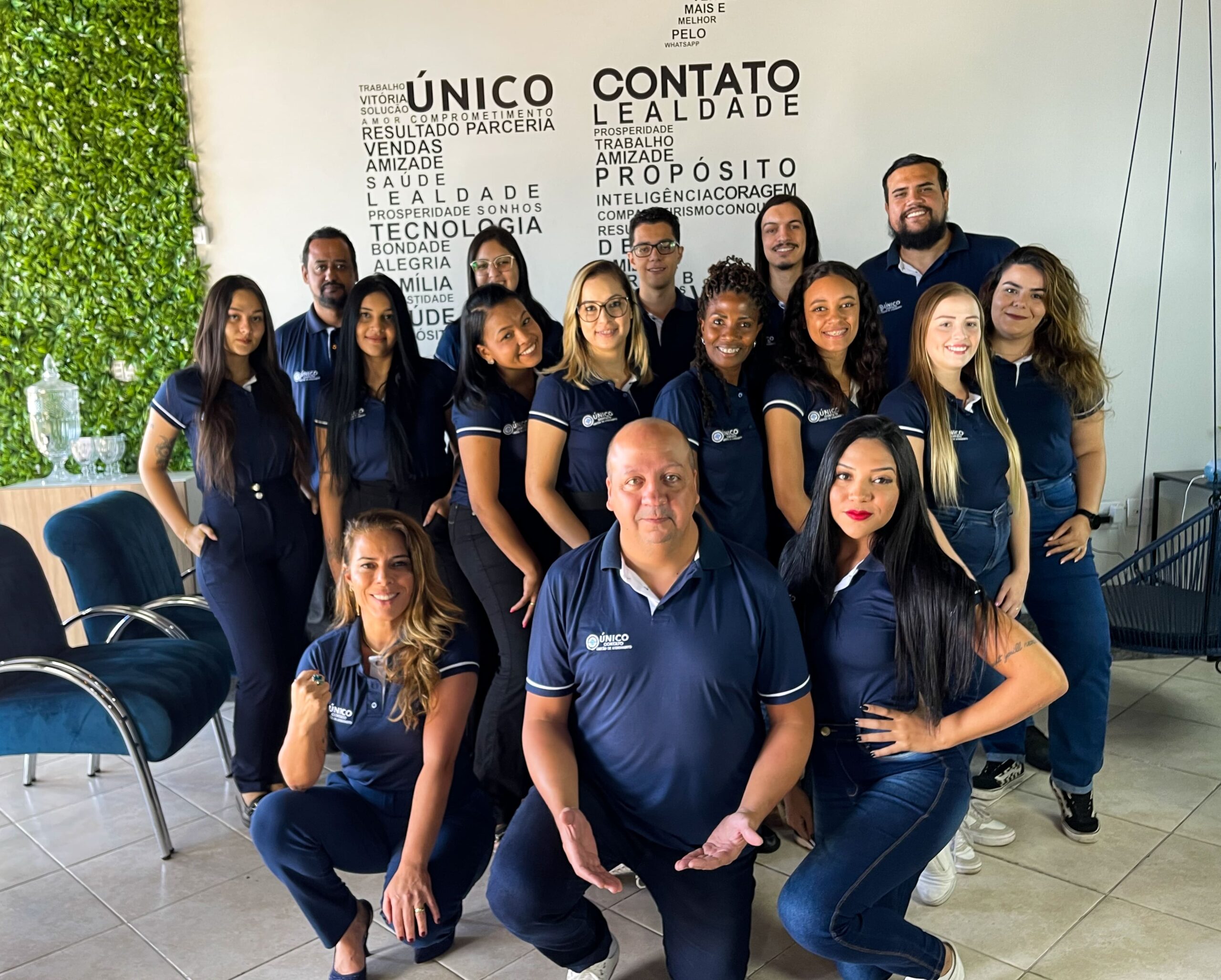 Foto da equipe da único contato.